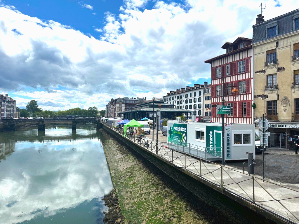 Pharmacie provisoire